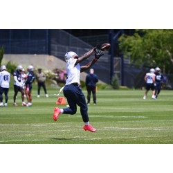 A. J. Brown vihdoin puki New England Patriotsin pelipaidan seitsemän vuoden tauon jälkeen A. J. Brown vihdoin puki New England Patriotsin pelipaidan seitsemän vuoden tauon jälkeen
